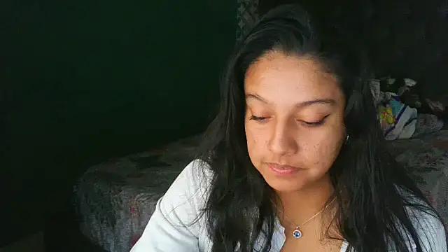 almaswan1 online show from October 2025 03:37:02 PM