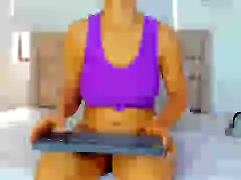 Snapshot of KeryHillson chatting on October 2025 01:01:02 PM KeryHillson online show from October 2025 01:01:02 PM