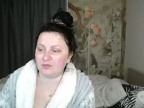 Snapshot of Lillian2 chatting on June 2026 09:16:01 PM Lillian2 online show from June 2026 09:16:01 PM