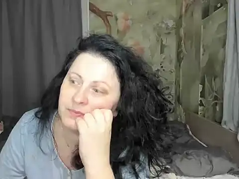 Lillian2 online show from January 2026 07:12:01 PM