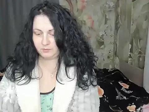 Lillian2 online show from March 2026 08:13:01 PM