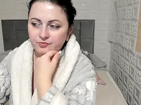 Snapshot of Lillian2 chatting on February 2025 08:58:02 PM Lillian2 online show from February 2025 08:58:02 PM