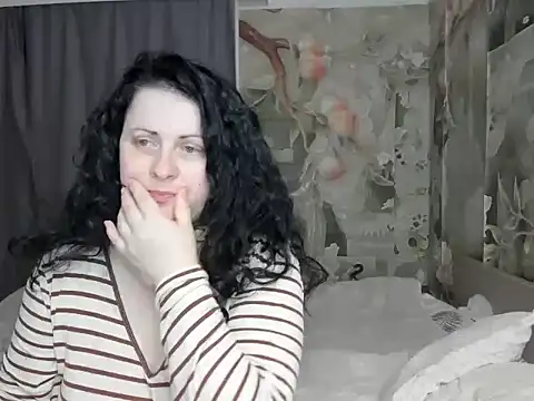 Lillian2 online show from March 2026 08:30:01 PM