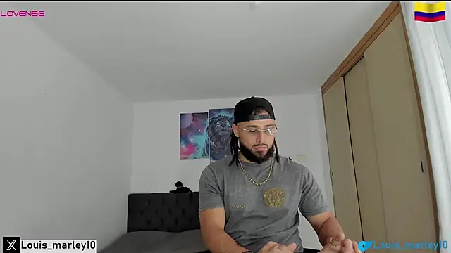 Louis marley   online show from December 2025 08:53:01 PM