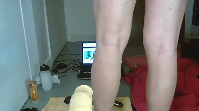 Soumis7575 online show from March 2026 12:43:02 AM