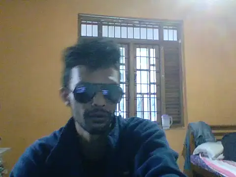 Rusiru32 online show from December 2025 12:49:01 AM