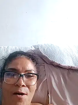 Snapshot of Delicy1 chatting on December 2025 12:22:02 PM Delicy1 online show from December 2025 12:22:02 PM