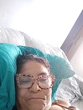 Snapshot of Delicy1 chatting on June 2026 05:21:02 PM Delicy1 online show from June 2026 05:21:02 PM