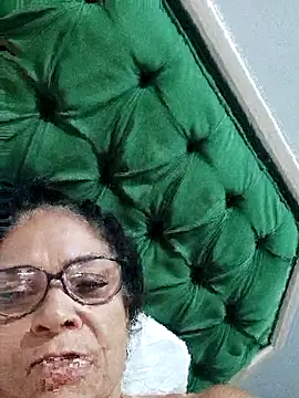 Snapshot of Delicy1 chatting on October 2025 11:02:02 AM Delicy1 online show from October 2025 11:02:02 AM