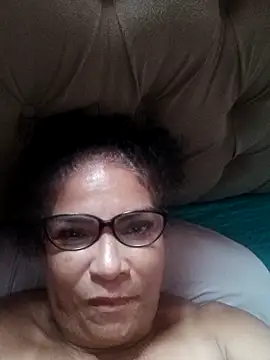 Snapshot of Delicy1 chatting on October 2025 10:17:01 AM Delicy1 online show from October 2025 10:17:01 AM