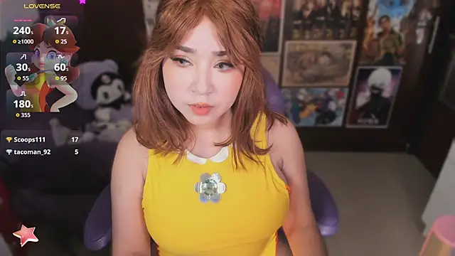 Snapshot of emi_cute chatting on September 2025 06:19:01 AM emi cute online show from September 2025 06:19:01 AM