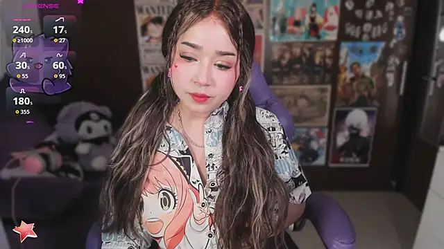 Snapshot of emi_cute chatting on September 2025 05:57:01 AM emi cute online show from September 2025 05:57:01 AM