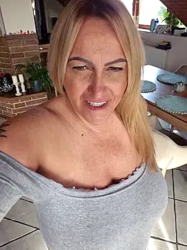 Isabellaa04 online show from February 2026 09:31:01 AM