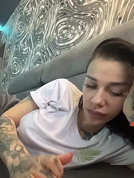 Snapshot of Queen_of_pain chatting on February 2026 06:40:02 AM Queen of pain online show from February 2026 06:40:02 AM