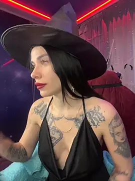 Snapshot of Queen_of_pain chatting on October 2025 07:27:01 AM Queen of pain online show from October 2025 07:27:01 AM