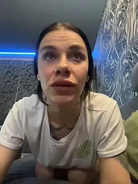 Snapshot of Queen_of_pain chatting on February 2026 07:38:01 AM Queen of pain online show from February 2026 07:38:01 AM