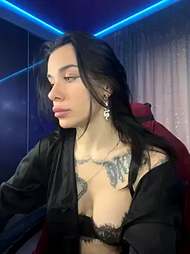 Snapshot of Queen_of_pain chatting on November 2025 06:35:02 AM Queen of pain online show from November 2025 06:35:02 AM