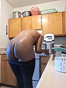 blkhereforall online show from April 2026 05:28:02 PM