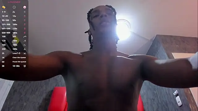 DominicSccott online show from December 2025 01:26:02 PM