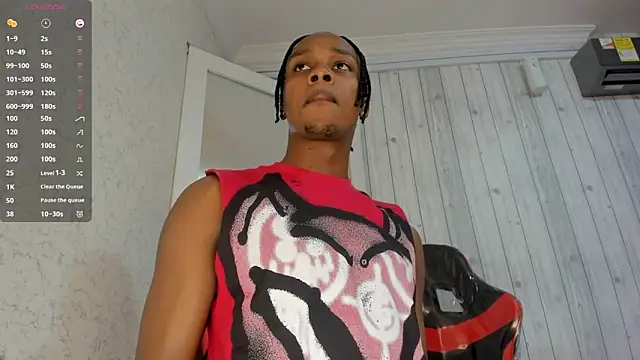 DominicSccott online show from September 2025 12:33:02 PM