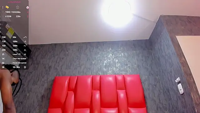 DominicSccott online show from December 2025 01:21:02 PM