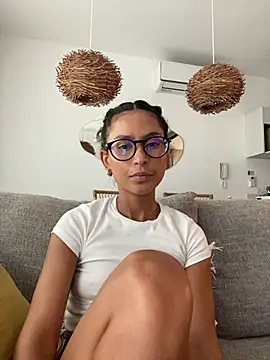 AnaRoxane  online show from July 2026 09:32:02 PM