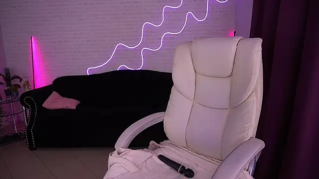 Daenerys Daenn online show from November 2025 07:13:01 AM