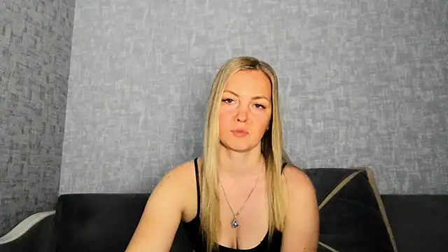 iam Venus online show from May 2026 03:27:01 PM