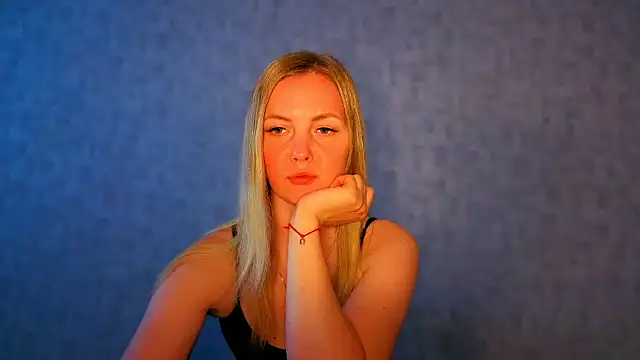 iam Venus online show from May 2026 01:54:01 PM