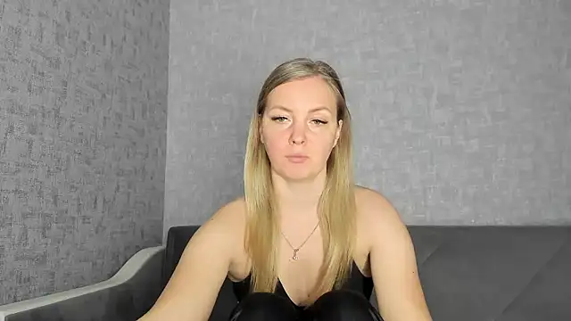 iam Venus online show from January 2026 09:49:02 AM