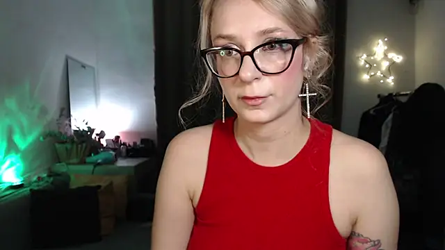welliza online show from October 2025 11:29:02 PM