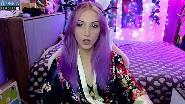 Snapshot of Violet_Noir chatting on January 2025 09:18:02 AM Violet Noir online show from January 2025 09:18:02 AM