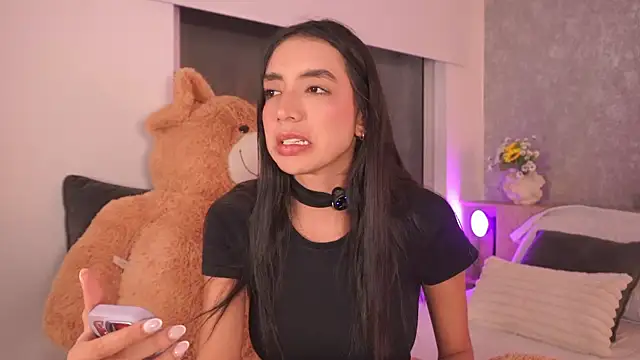 LillyThompson online show from July 2026 02:00:01 AM