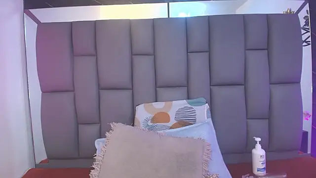  MiaBrown  online show from January 2026 12:09:02 PM