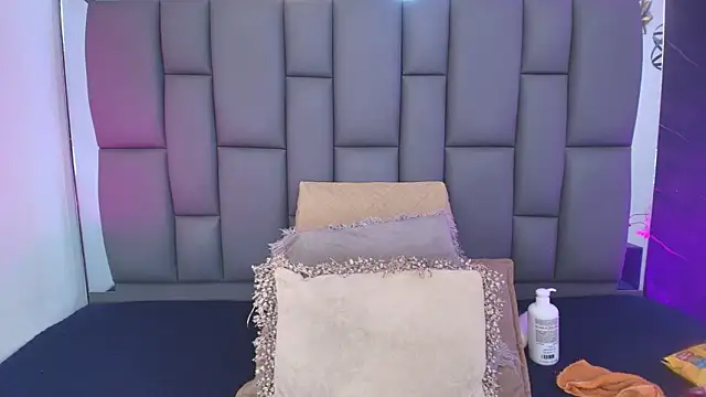  MiaBrown  online show from March 2026 12:13:01 PM