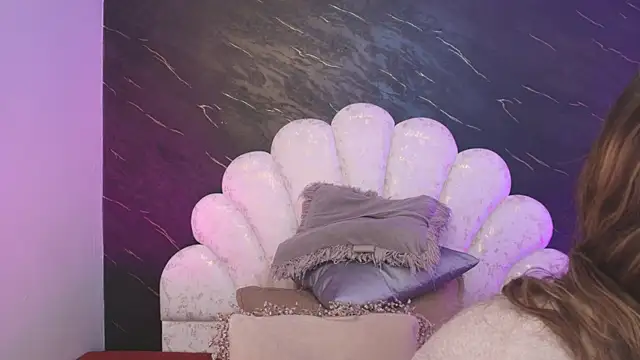  MiaBrown  online show from April 2026 12:07:02 PM