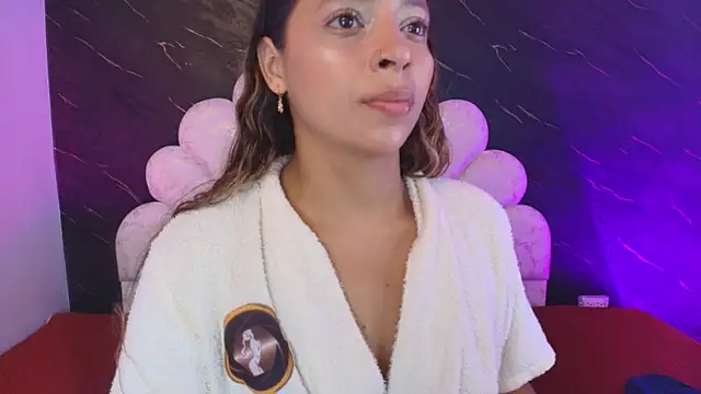  MiaBrown  online show from May 2026 12:12:01 PM