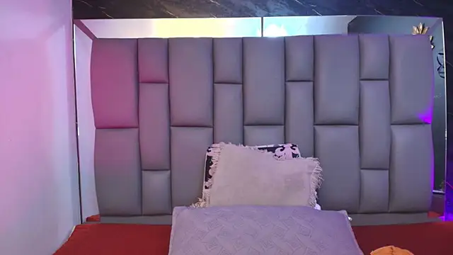  MiaBrown  online show from November 2025 12:09:01 PM