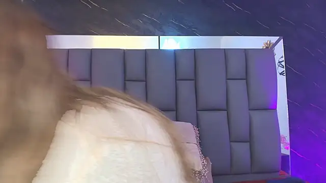  MiaBrown  online show from February 2026 12:05:02 PM