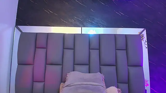  MiaBrown  online show from February 2026 12:05:02 PM