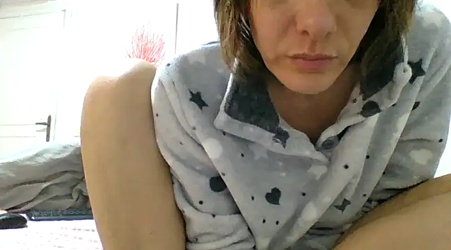 Emyly83 online show from March 2025 10:08:02 PM