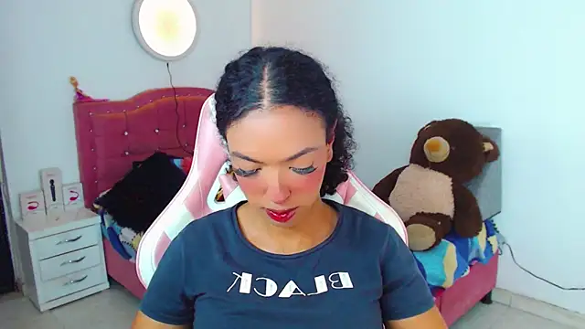 Tanedra collings online show from April 2026 01:56:02 AM