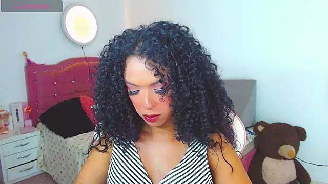 Tanedra collings online show from May 2026 02:15:01 AM