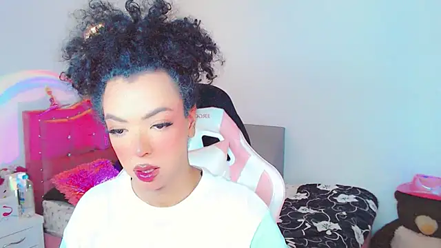 Snapshot of Tanedra_collings chatting on January 2026 01:55:02 AM Tanedra collings online show from January 2026 01:55:02 AM