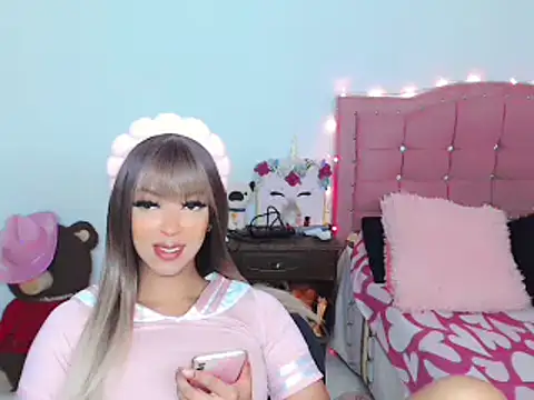Tanedra collings online show from March 2025 06:41:01 AM