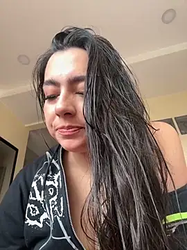 Nicollemays online show from September 2025 04:03:01 PM