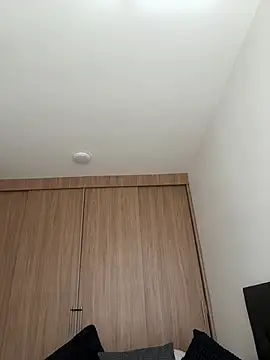 Nicollemays online show from June 2026 04:16:02 PM