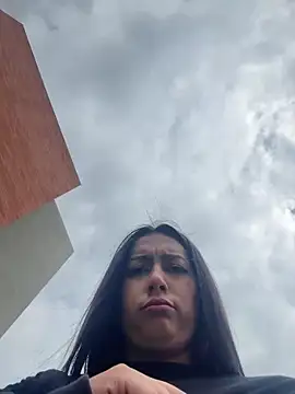 Nicollemays online show from March 2026 02:06:01 PM