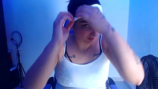 Snapshot of liz_dirty chatting on September 2025 10:52:02 PM liz dirty online show from September 2025 10:52:02 PM