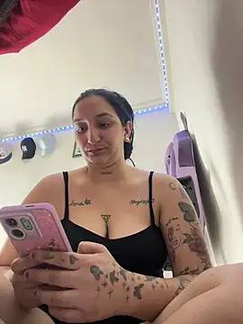 liz dirty online show from June 2026 09:42:02 PM